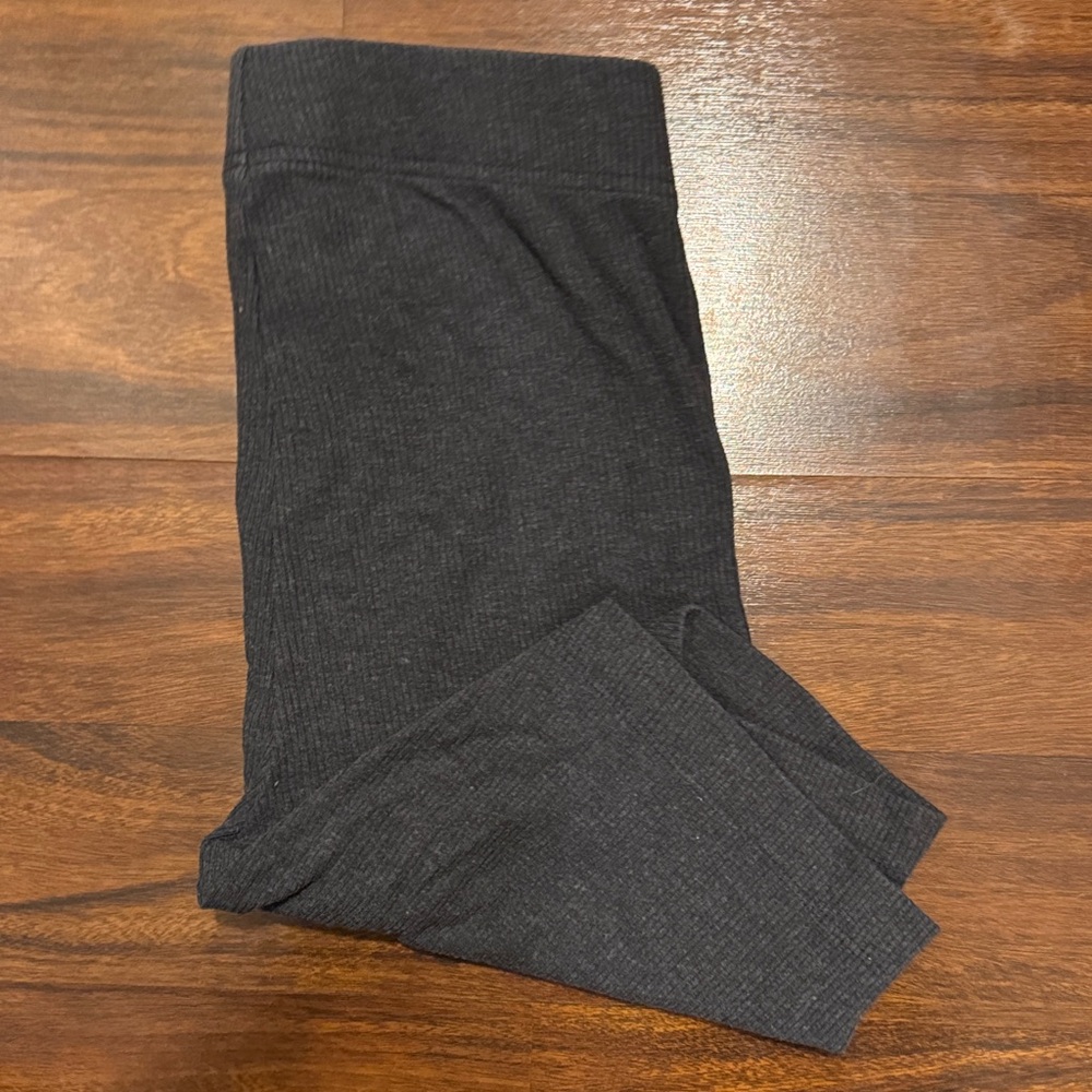 Old Navy Charcoal women’s biker shorts